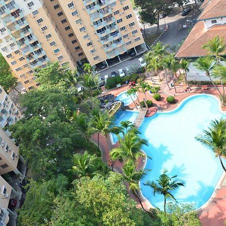 Garden City Service Apartment Melaka Esterno foto